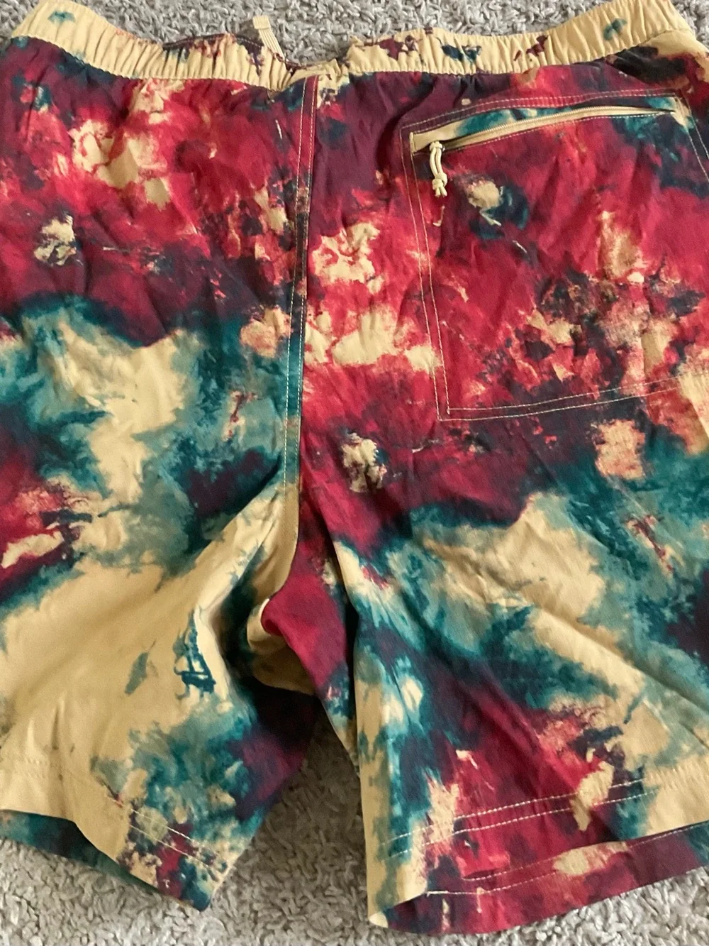 The North Face Men's Class V Pull-On Shorts Tie-dye size XL used as is